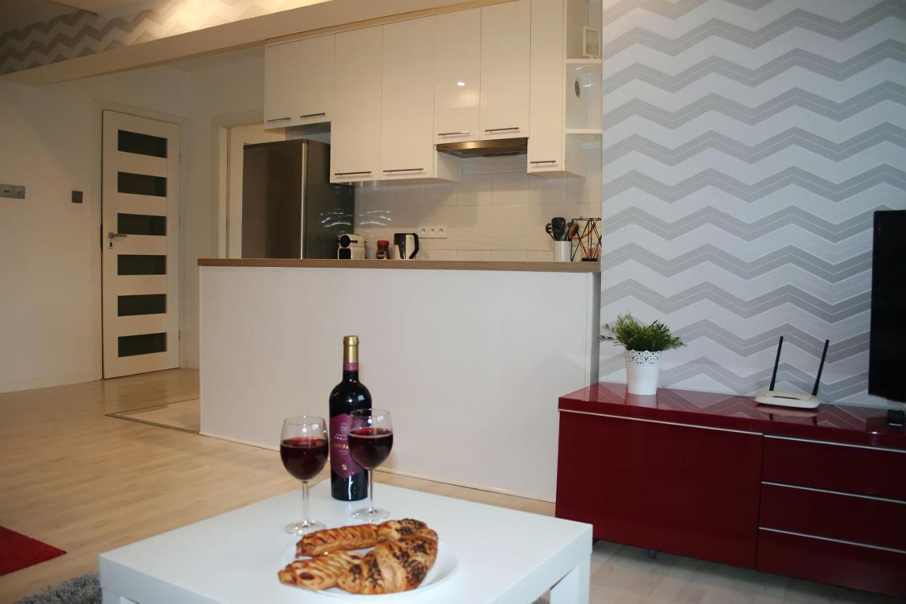 Apartament Rosso Apartment Torun Bagian luar foto