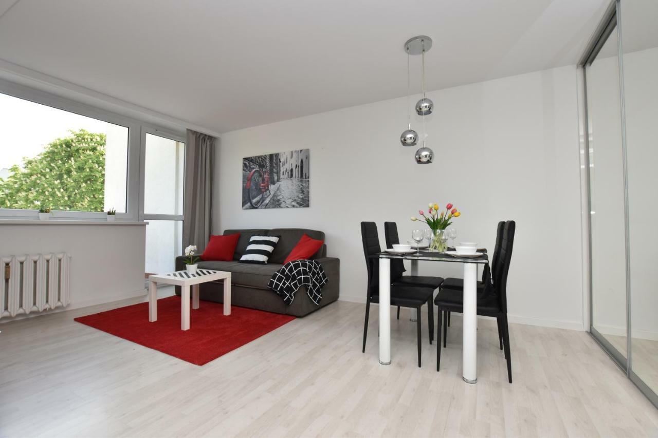 Apartament Rosso Apartment Torun Bagian luar foto